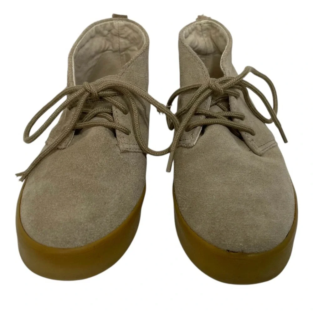 GAP Kids Suede Leather Chukka Boots Cream Caramel Lace Up Khaki Youth Boy Size 2